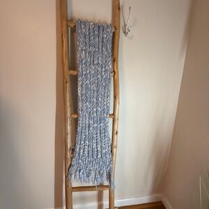Gap Blue And White Chunky Knit Scarf With Matching Mittens NWT